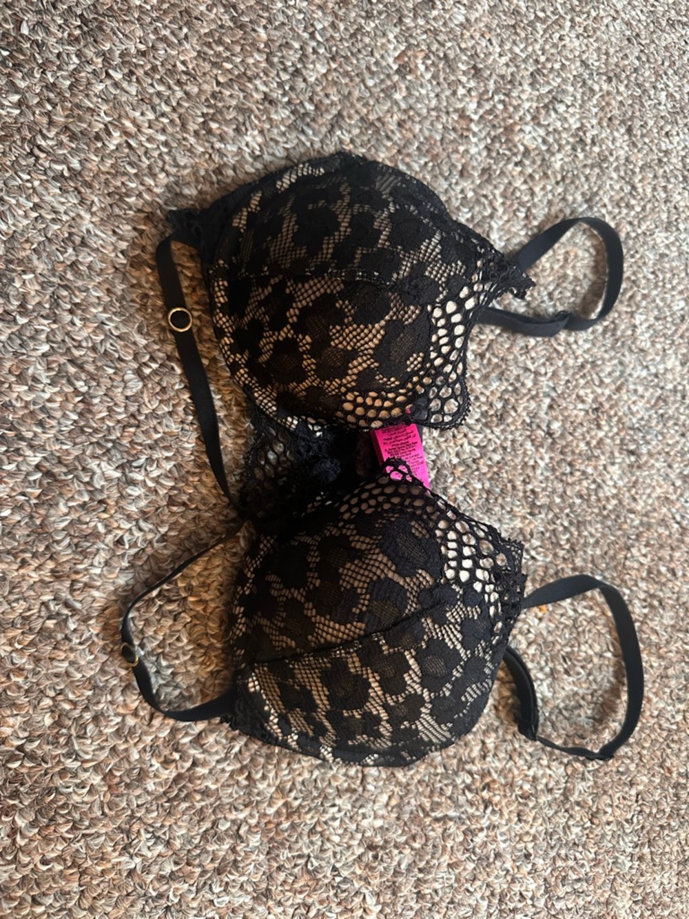 black lace bra with chain underwire